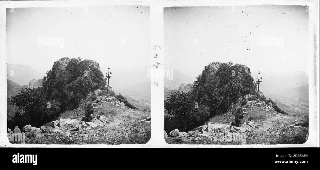 Una creu a les muntanyes de la serra de Queralt Stock Photo