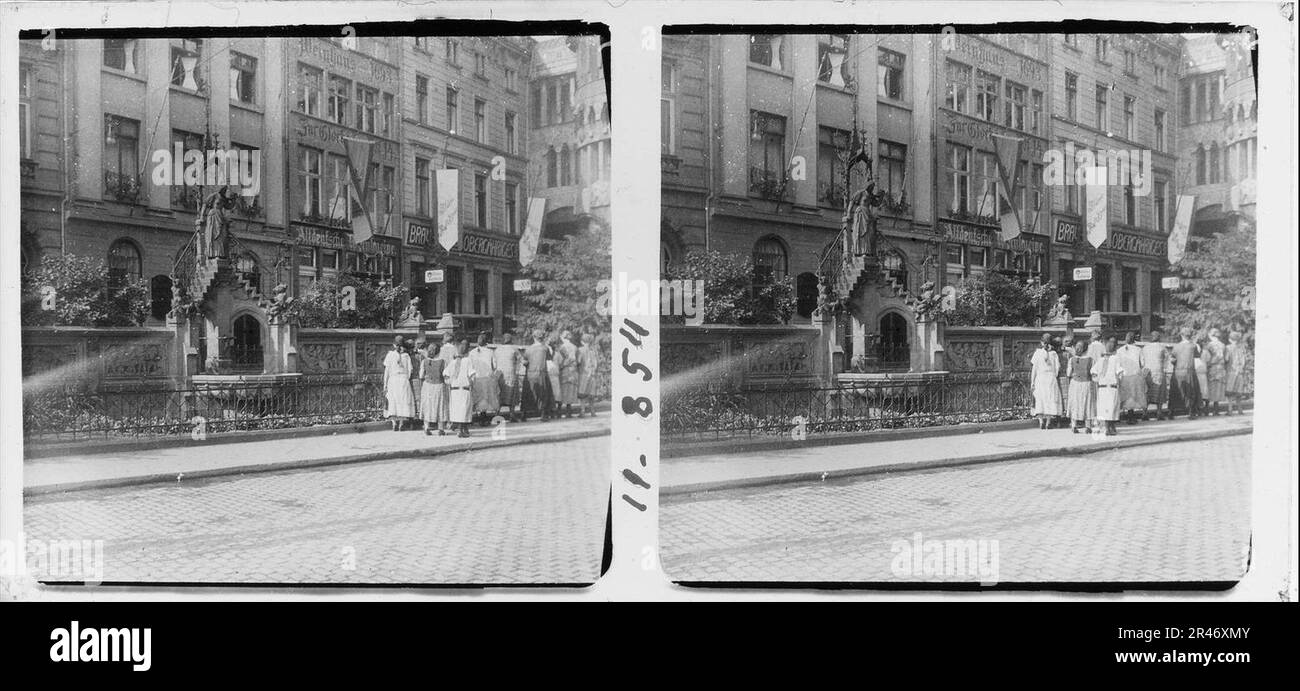 Monumental font Black and White Stock Photos & Images - Alamy