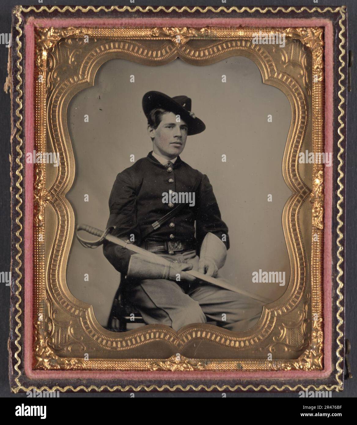 Unidentified cavalry soldier in Union uniform with sword Stock Photo ...