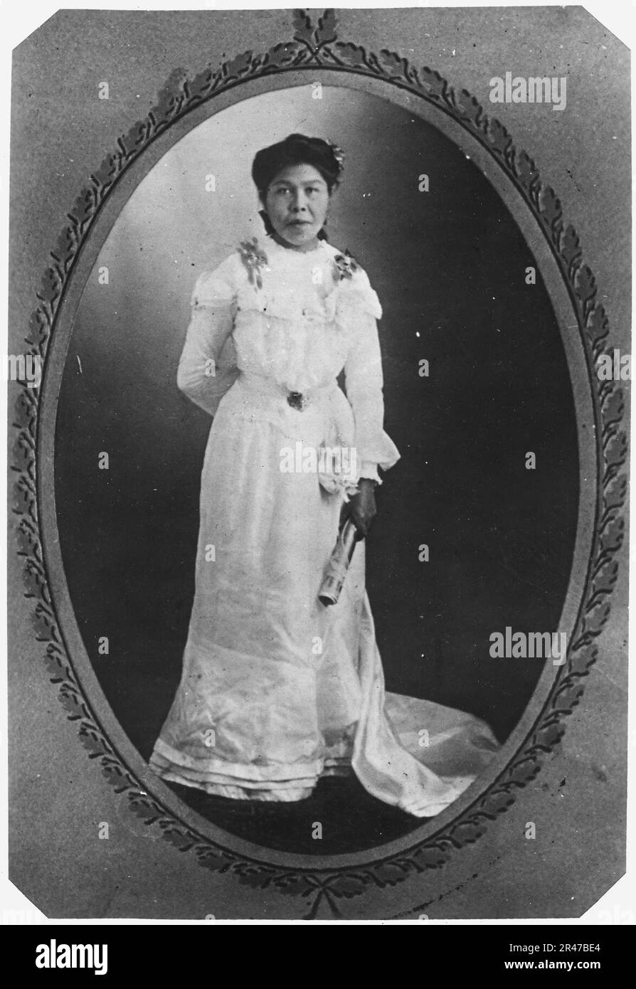 Young indian woman Black and White Stock Photos & Images - Alamy