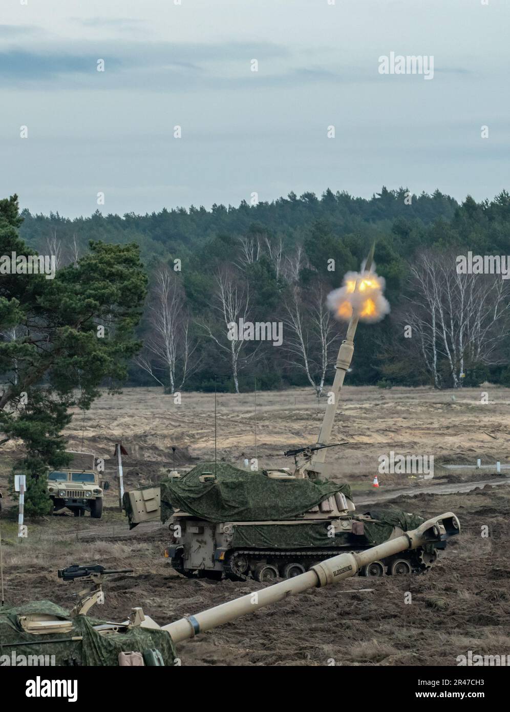 1 7th field artillery hi-res stock photography and images - Alamy