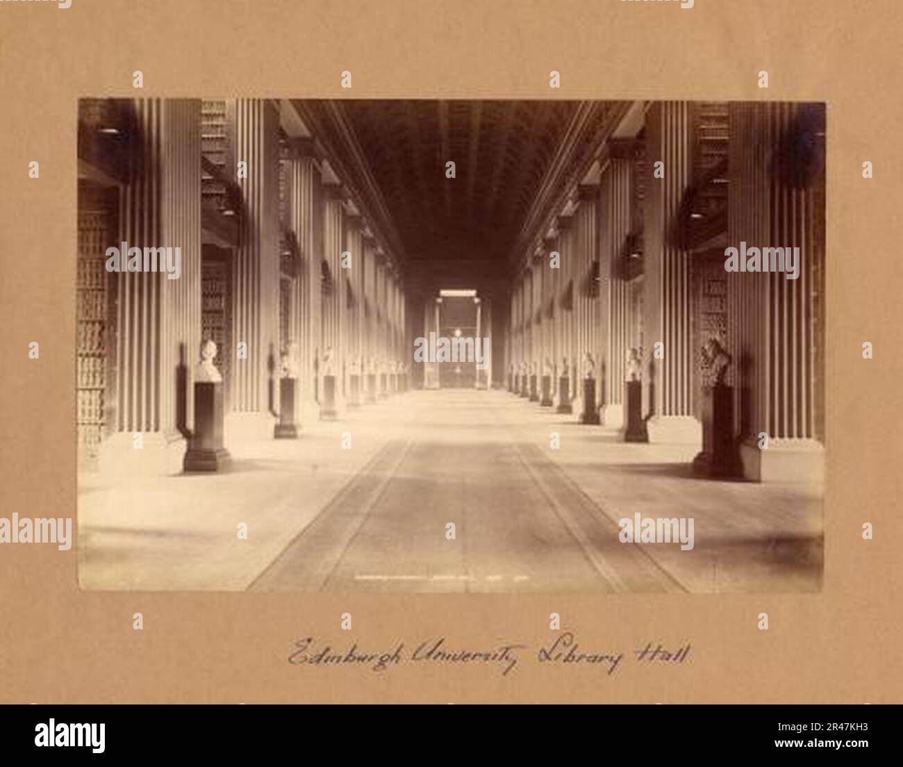 University library hall hi-res stock photography and images - Alamy