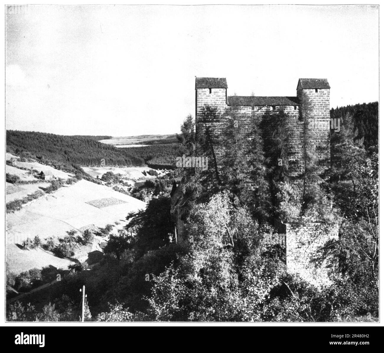 Unser Land 1925 B23, Bernecktal Schildmauer der Burg Berneck, von der Trappen Stock Photo