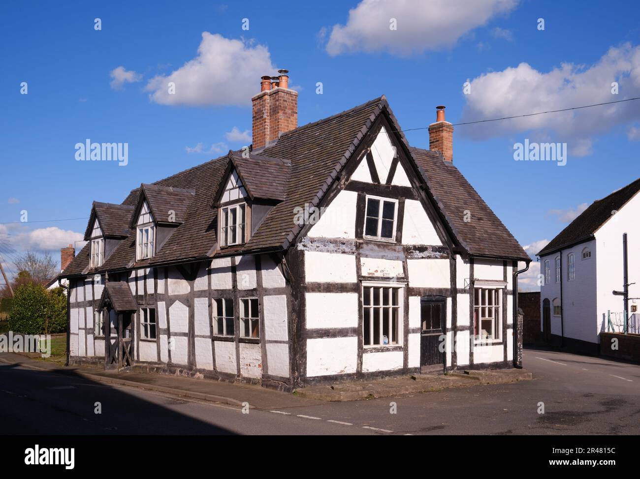 Timberframed house in a Shropshire village, UK Stock Photo Alamy