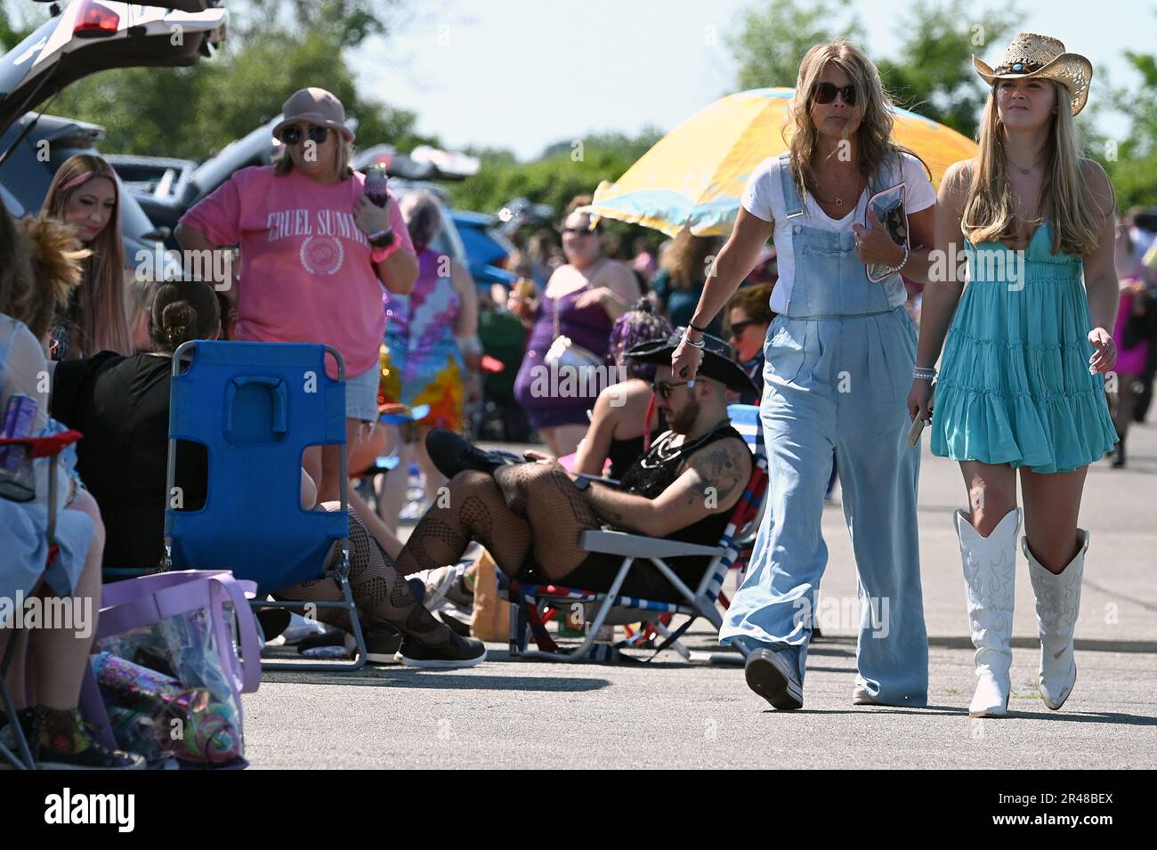 East Rutherford, USA. 26th May, 2023. Fans tailgate inside the MetLife