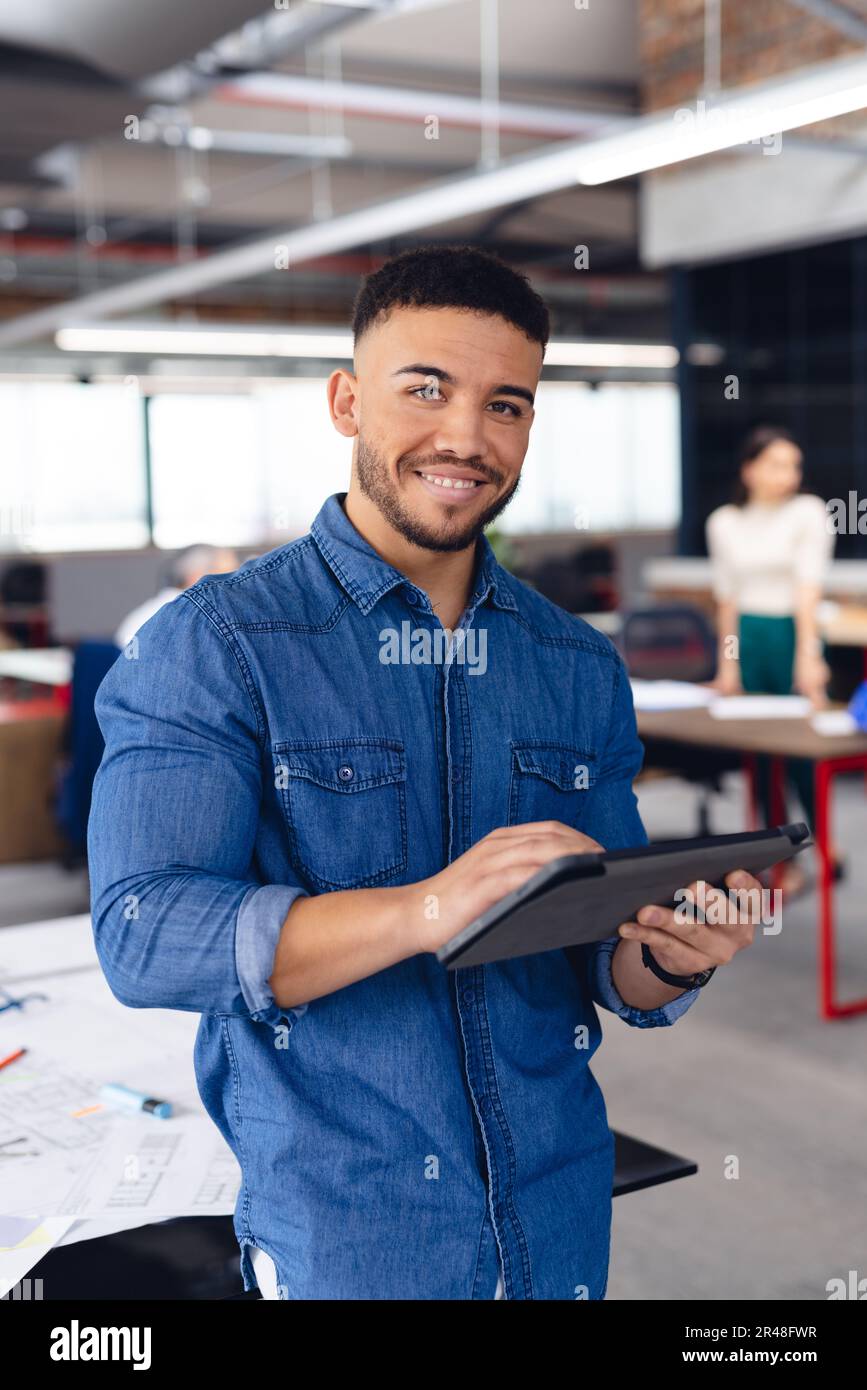 Happy smiling businessman using hi-res stock photography and images - Alamy