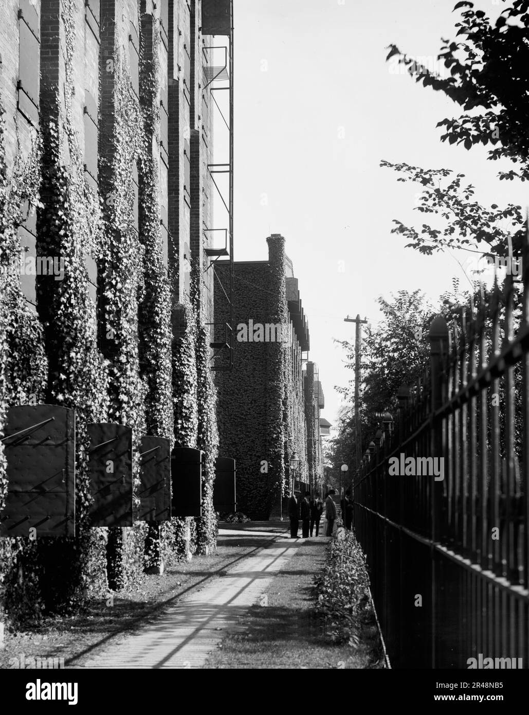 Path in front of warehouse, Hiram Walker &amp; Sons, Walkerville, Ont., between 1905 and 1915. Stock Photo