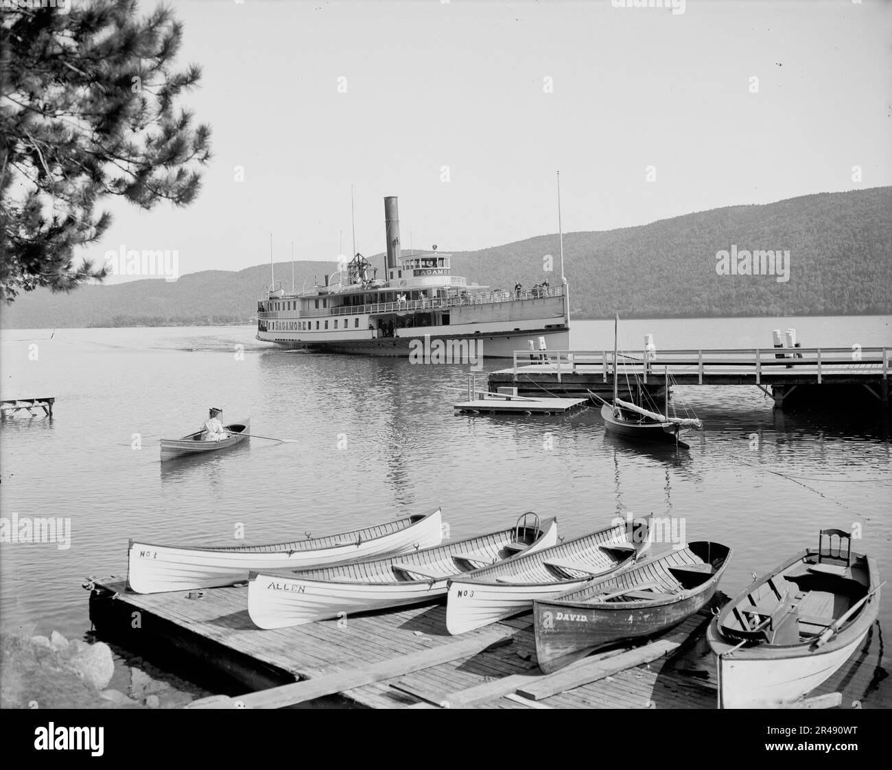 Boat house at Roger's Slide, Lake George, N.Y., between 1900 and 1910