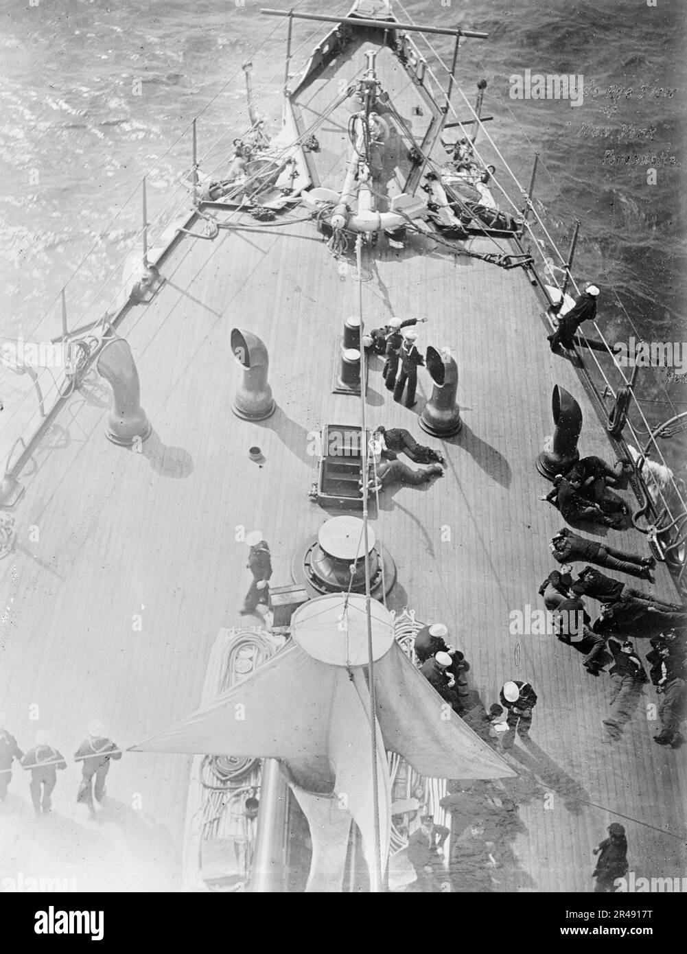 Sailors aloft Black and White Stock Photos & Images Alamy