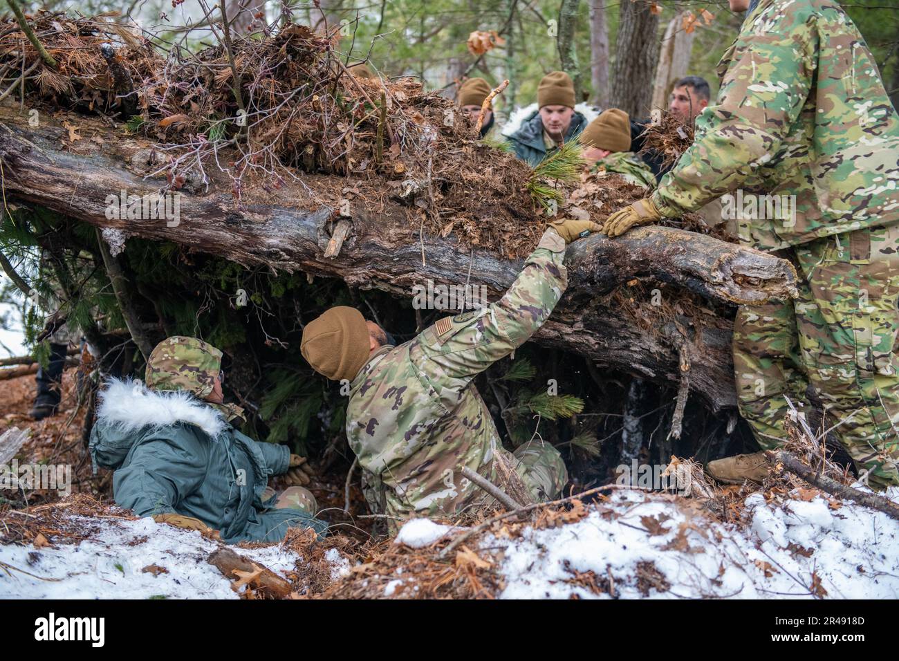 U.S. Air Force Airmen of the 290th Joint Communications Support ...