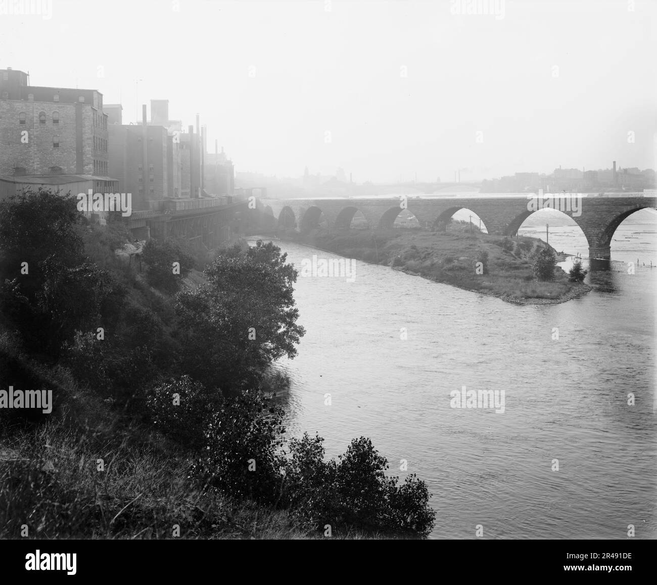 Minneapolis, view from across river, between 1880 and 1899 Stock Photo