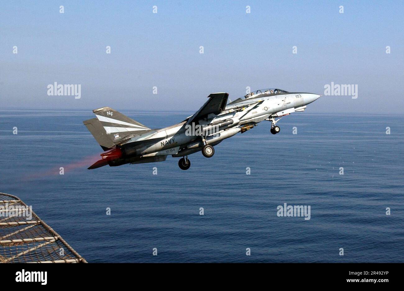 F-14A TOMCAT VF-154 BLACK KNIGHTS NF100 2003 (Normal Version