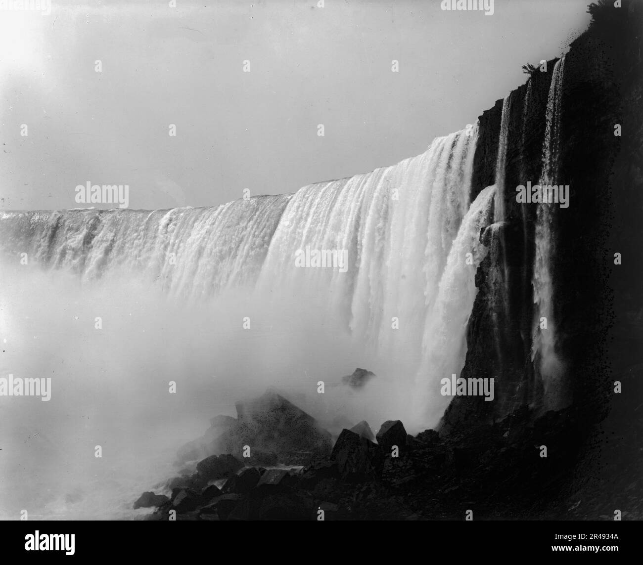 The Falls from below, between 1880 and 1899. Stock Photo