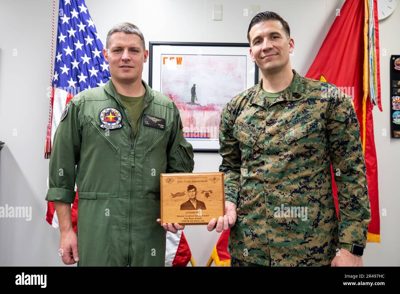 DVIDS - Images - ITX 4-23: Lieutenant General David Bellon and Sergeant  Major Carlos Ruiz visit Integrated Training Exercise 4-23 [Image 15 of 23]