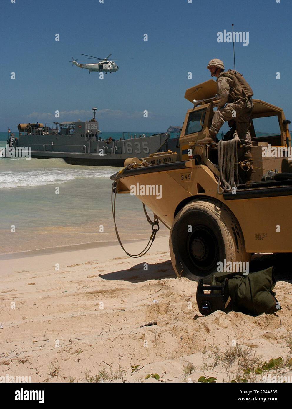 US Navy A Lighter Amphibious Resupply Cargo (LARC) vehicle off-loads gear during amphibious assault training in support of exercise Rim of the Pacific (RIMPAC) 2004 Stock Photo