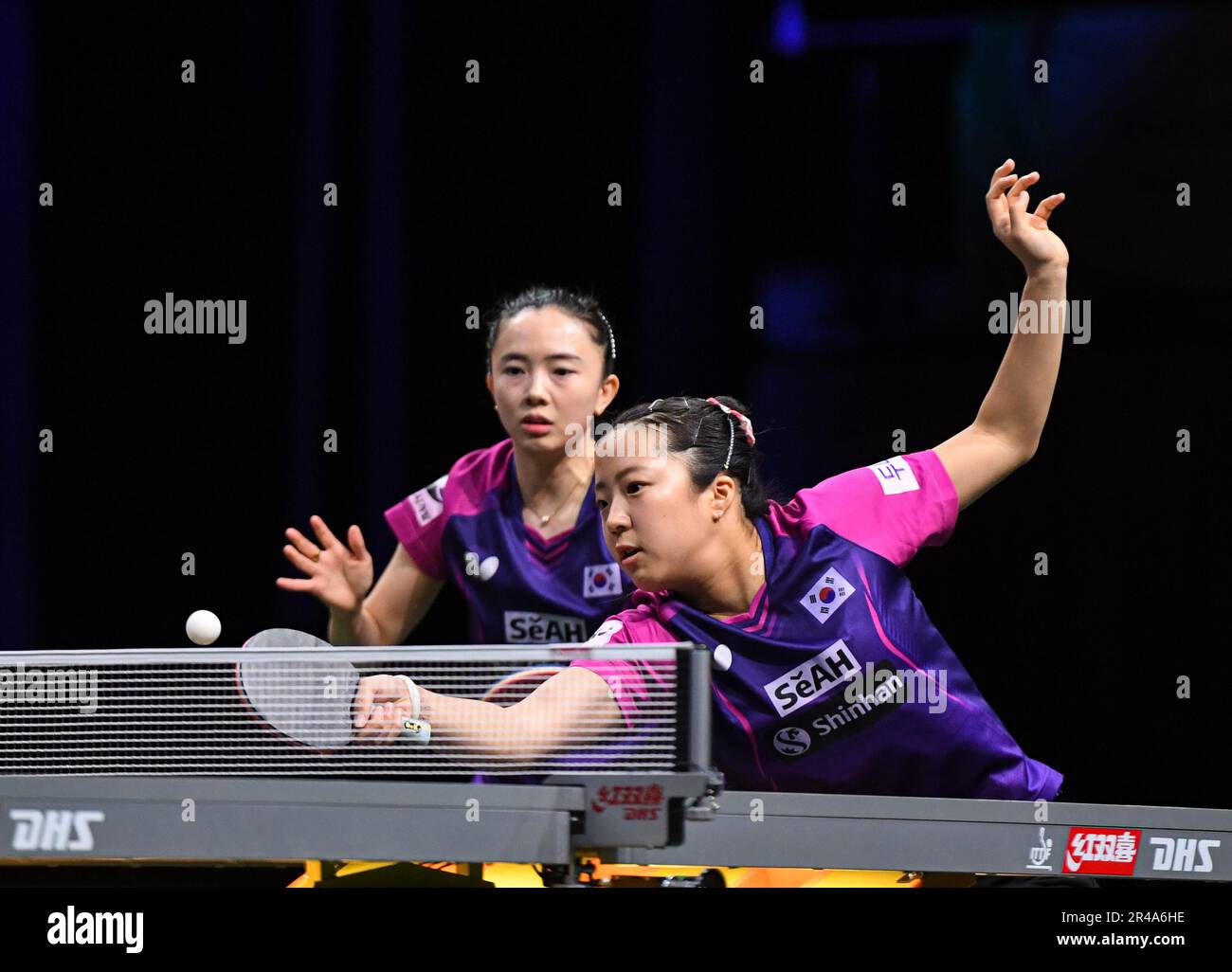 Durban, South Africa. 26th May, 2023. Jeon Jihee/Shin Yubin (R) of