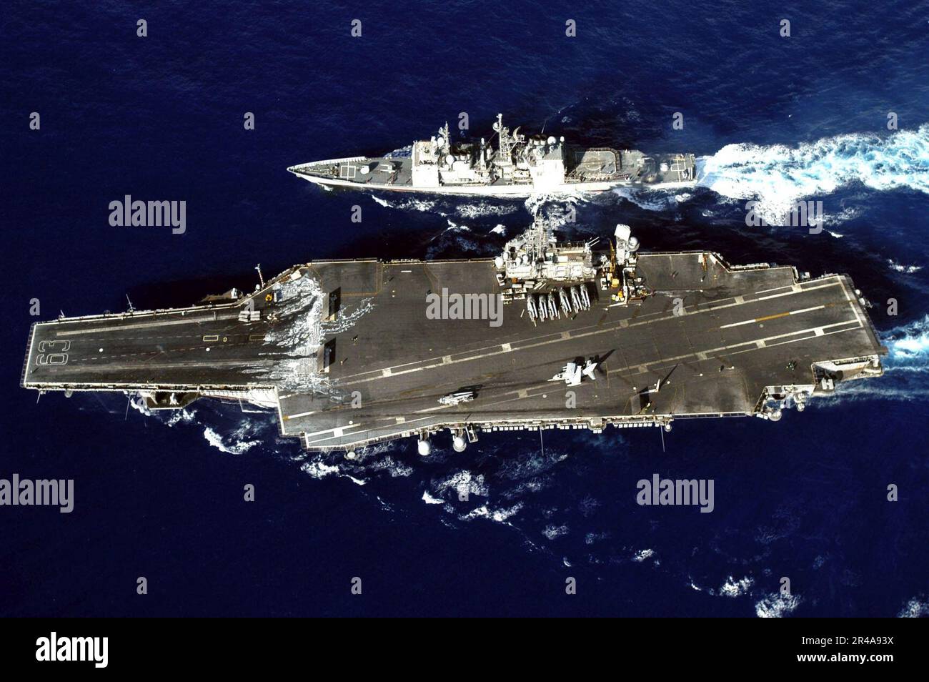 US Navy The Ticonderogaclass cruiser USS Vincennes (CG 49) and the