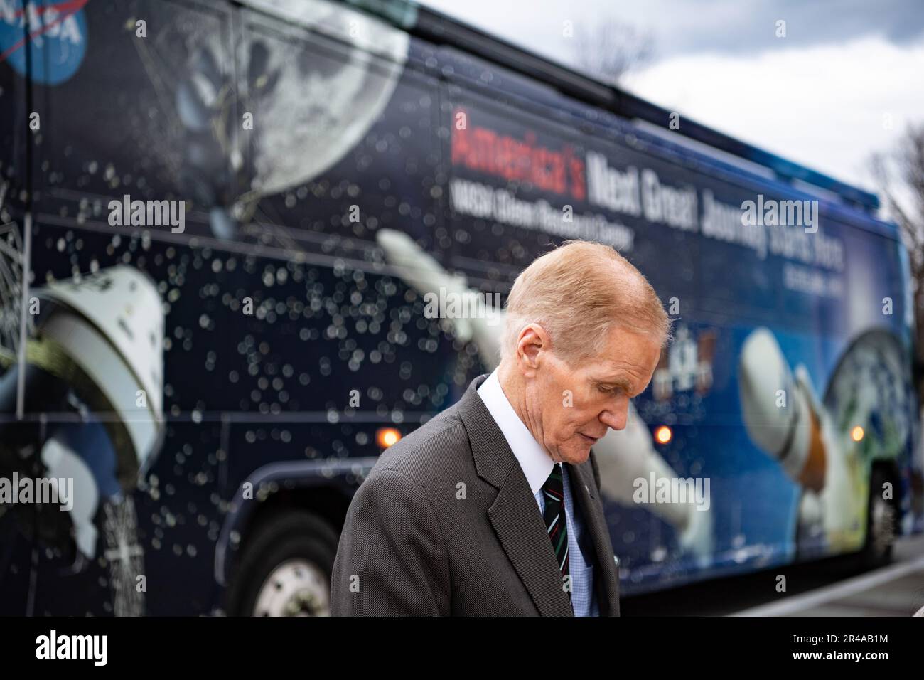 Bill Nelson, administrator, National Aeronautics and Space Administration (NASA), arrives at Arlington National Cemetery, Arlington, Va., Jan. 26, 2023. Nelson was at ANC for the NASA Day of Remembrance, where several wreaths are laid at memorials and gravesites in memory of those men and women who lost their lives furthering the cause of exploration and discovery. Stock Photo