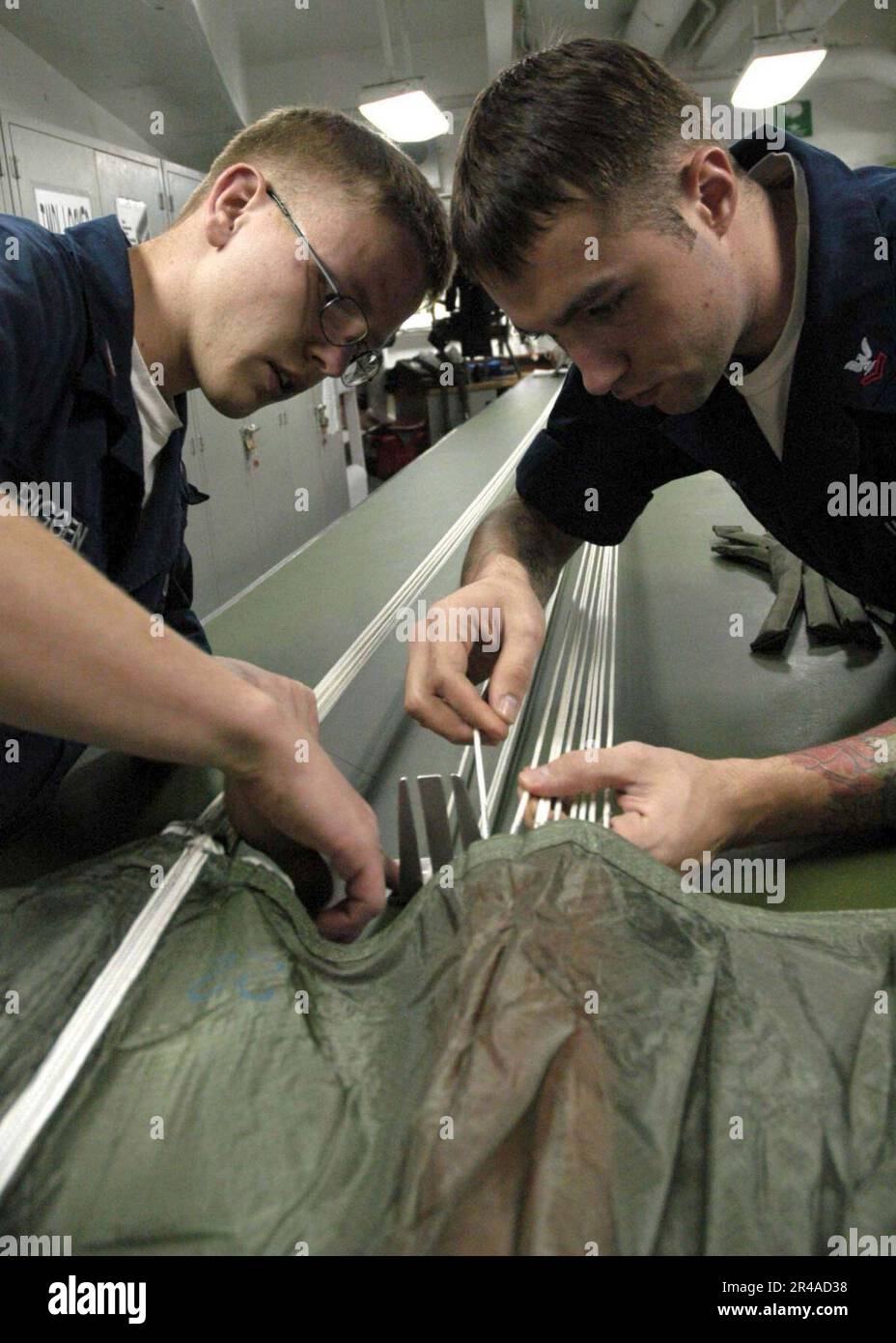 US Navy Aircrew Survival Equipmentman Stock Photo Alamy