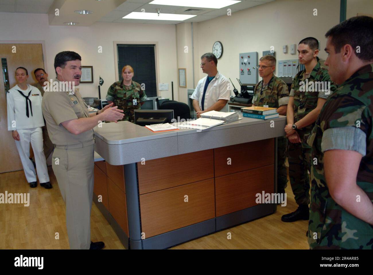 US Navy  Master Chief Petty Officer of the Navy (MCPON) Terry Scott speaks to a group of Hospital Corpsmen manning the emergency room at U.S. Naval Hospital Guantanamo Bay, Cuba. Stock Photo