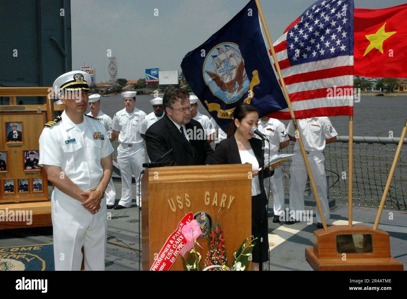 US Navy  Commanding Officer, USS Gary (FFG 51), Cmdr. Rob Marin, and Ambassador Michael Marine, greet Vietnamese and international media. Stock Photo