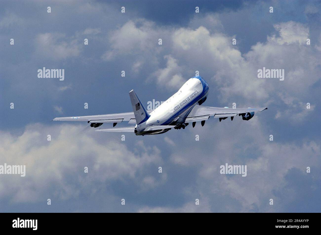 US Navy Air Force One takes off from Andrews Air Force Base, Md