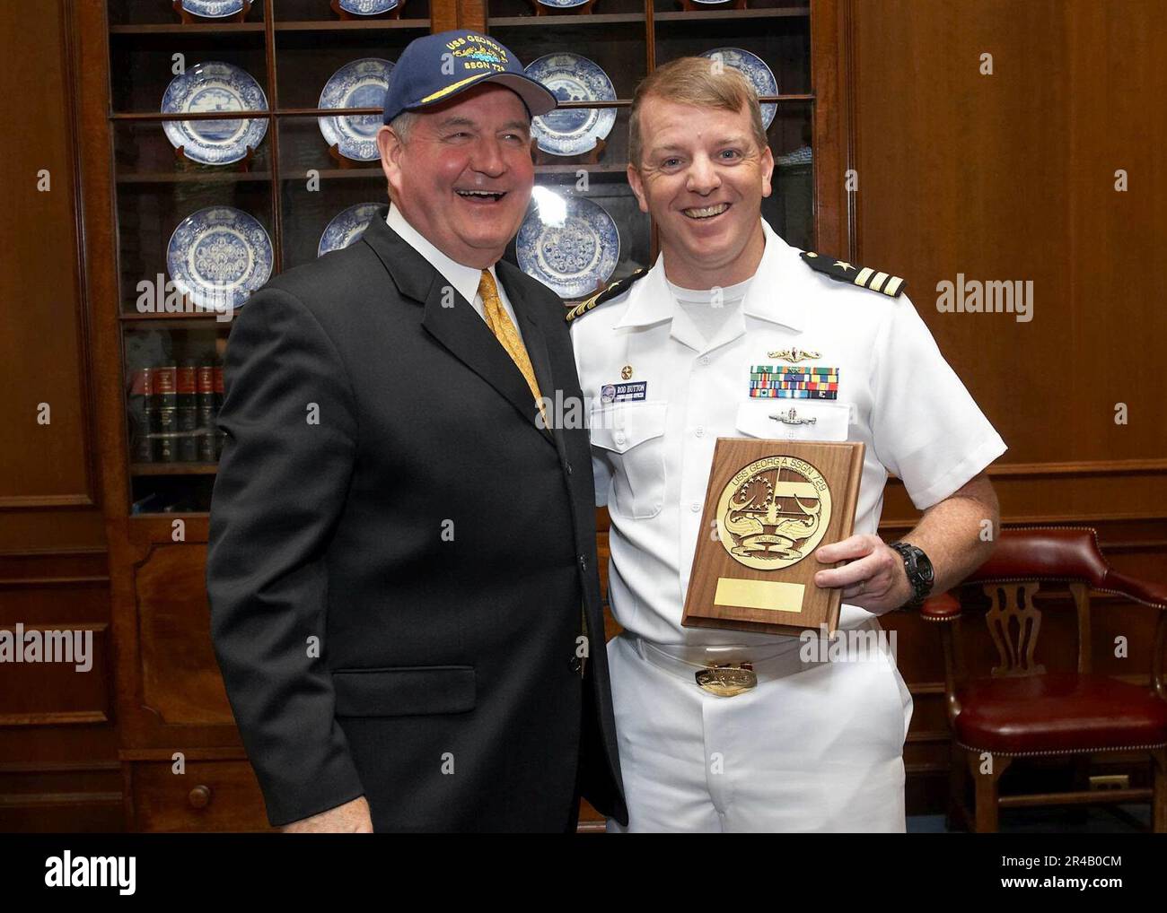 US Navy Georgia Governor, Sonny Purdue, while wearing a USS Georgia ...