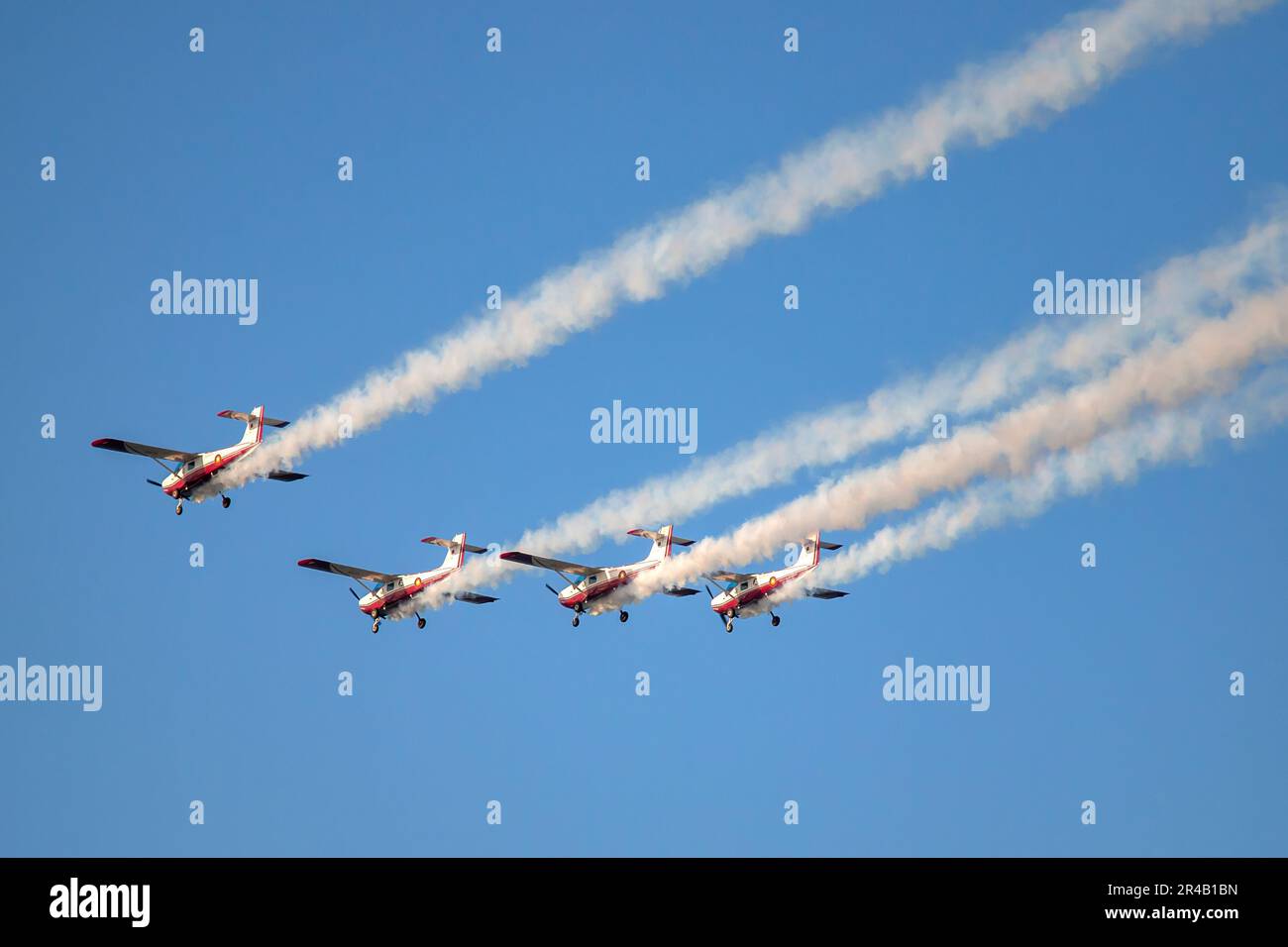 air-show-practice-during-the-2022-qatar-national-day-stock-photo-alamy