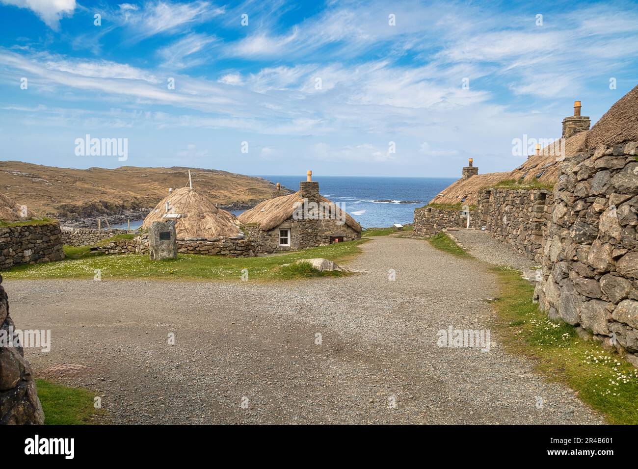 Gearrannan Black House Village, Restored thatched cottages. Carloway, Lewis Outer Hebrides, Scotland, United Kingdom Stock Photo