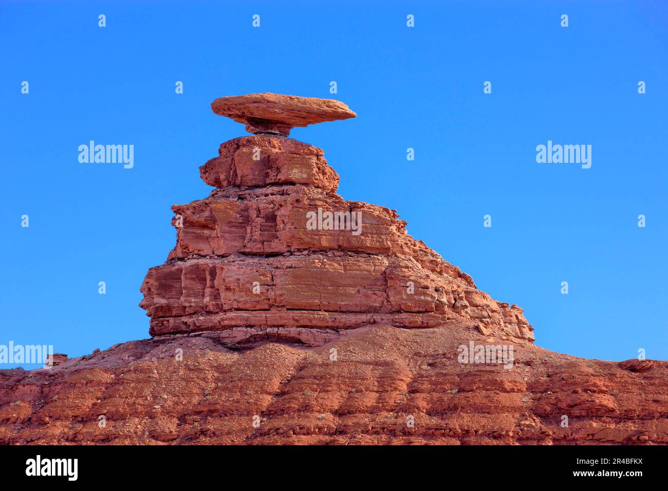 The mexican hat monument hi-res stock photography and images - Alamy