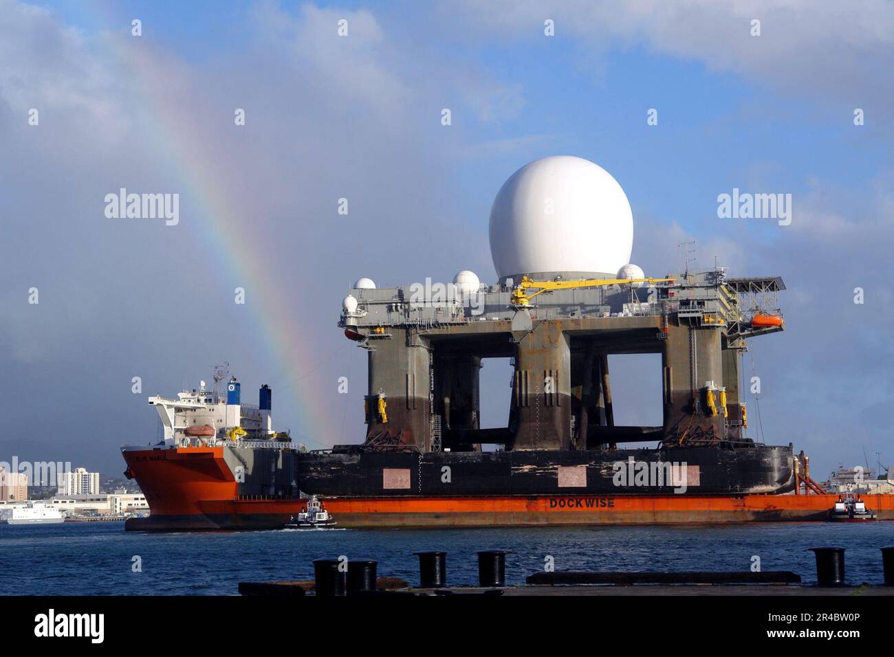 US Navy The heavy lift vessel MV Blue Marlin enters Pearl Harbor