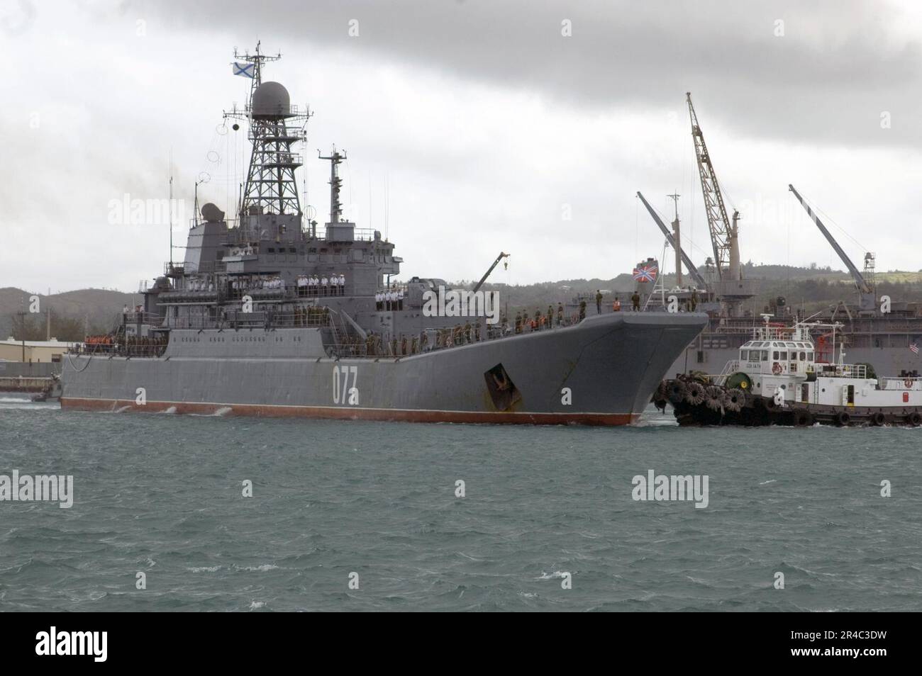 US Navy  The Russian Federated Navy (RFN) tank landing ship, BDK-11, prepares to moor at Apra Harbor. Stock Photo