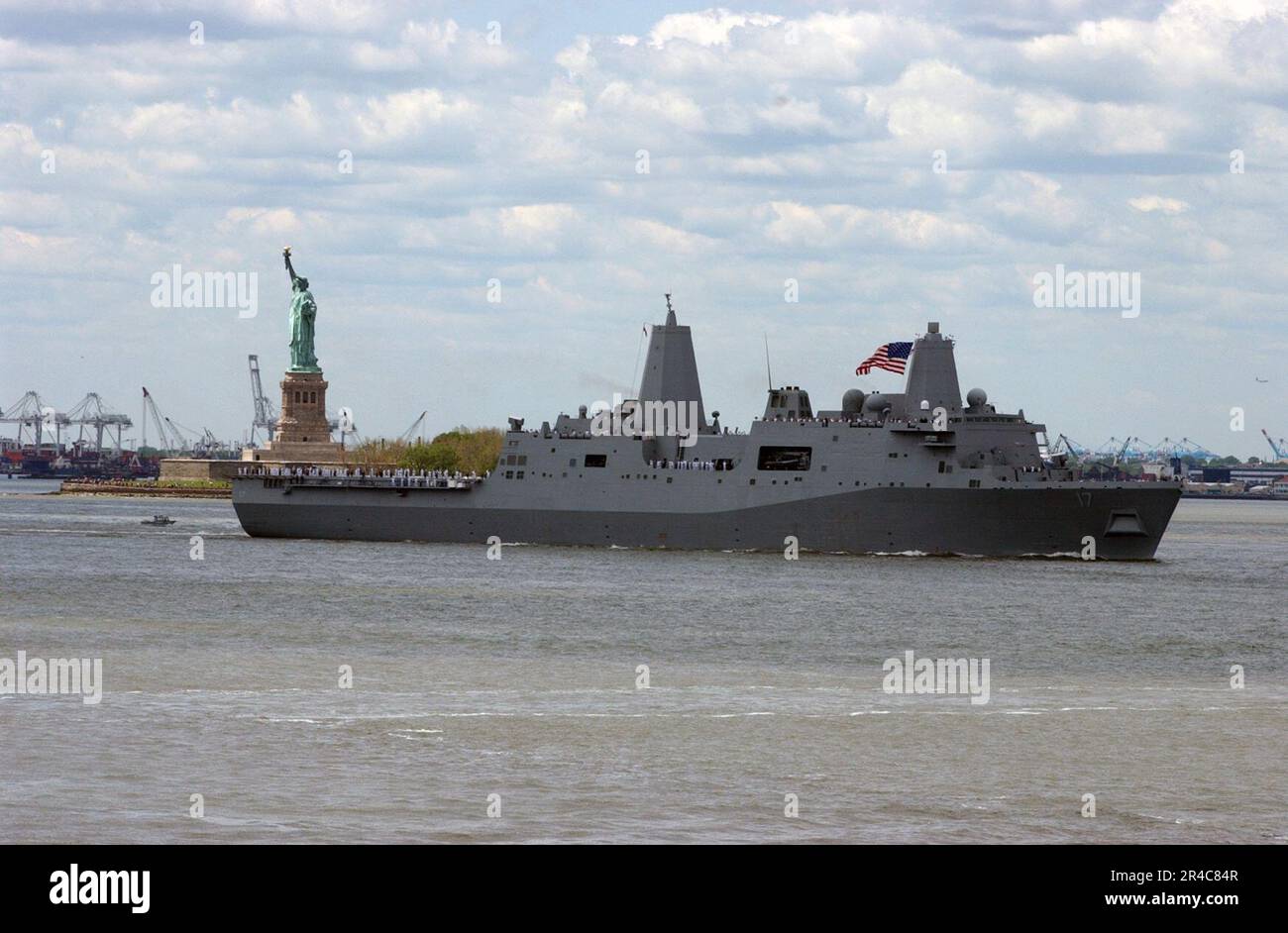 US Navy he amphibious transport dock ship USS San Antonio (LPD 17