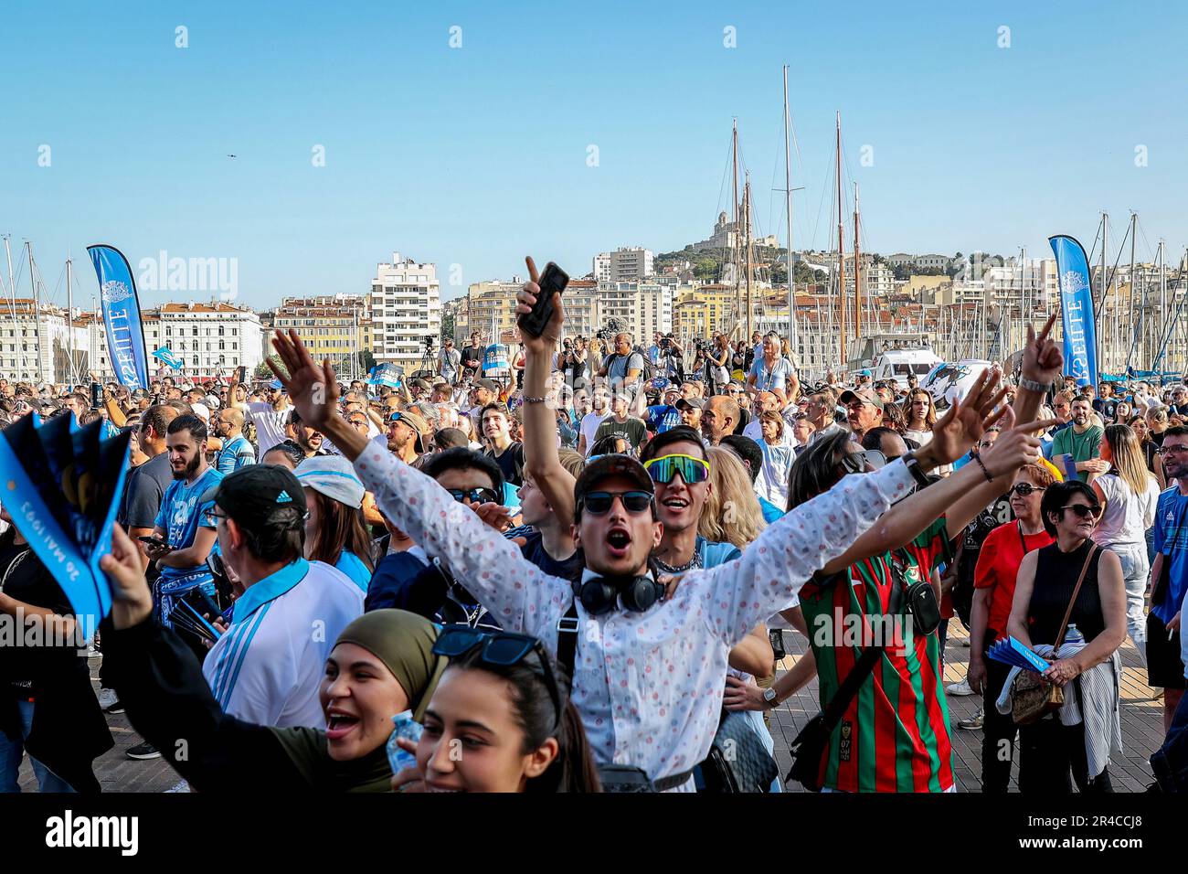 Magazine La Provence Supporters Fanatics Ultras Winners Olympique 298109751259