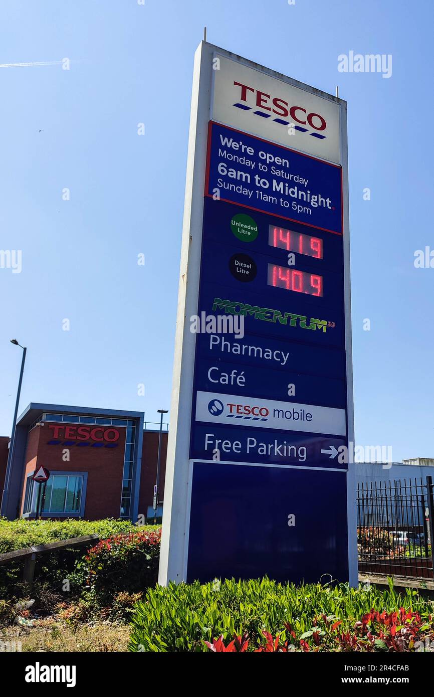 Tesco petrol stations hires stock photography and images Alamy