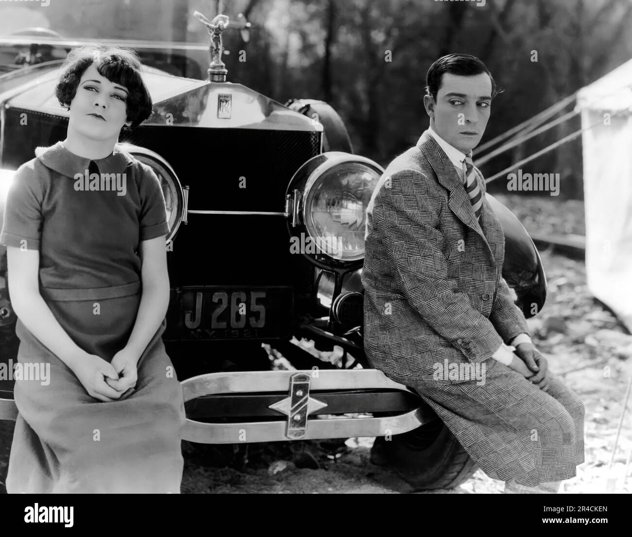 BUSTER KEATON and SALLY O'NEIL in BATTLING BUTLER (1926), directed by