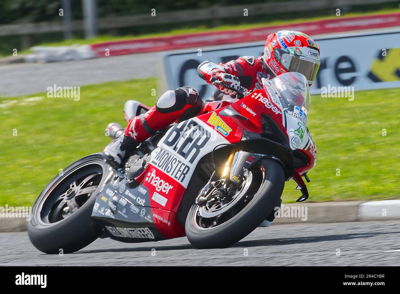 Glenn Irwin. Anchor Bar Superbike Race, International North West 200 Races 2023, Northern Ireland. Stock Photo