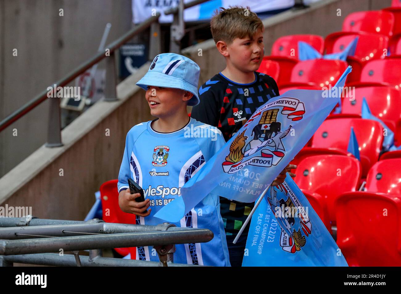London, UK. 24th May, 2023. A young Coventry fan arriving at Wembley Stadium ahead of the Sky Bet Championship Play-Off Final match Coventry City vs Luton Town at Wembley Stadium, London, United Kingdom, 27th May 2023 (Photo by Gareth Evans/News Images) in London, United Kingdom on 5/24/2023. (Photo by Gareth Evans/News Images/Sipa USA) Credit: Sipa USA/Alamy Live News Stock Photo