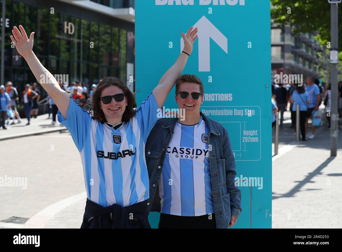 London, UK. 24th May, 2023. Coventry Fans posing for a photo ahead of the Sky Bet Championship Play-Off Final match Coventry City vs Luton Town at Wembley Stadium, London, United Kingdom, 27th May 2023 (Photo by Gareth Evans/News Images) in London, United Kingdom on 5/24/2023. (Photo by Gareth Evans/News Images/Sipa USA) Credit: Sipa USA/Alamy Live News Stock Photo