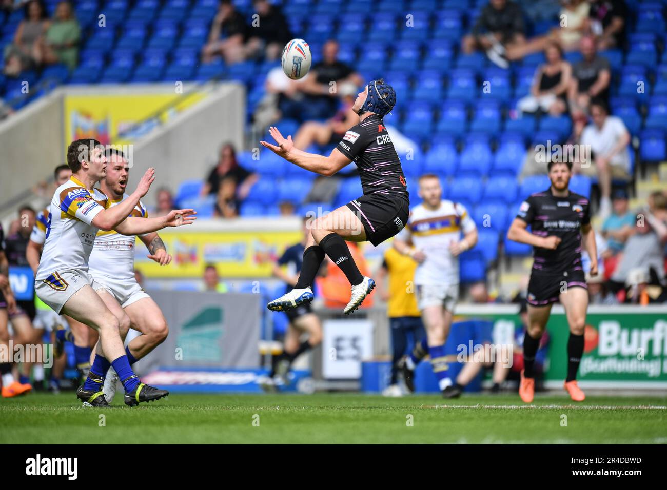 York, England - 26th May 2023 -Luke Cresswell of Barrow Raiders takes high ball. Rugby League Summer Bash, Whitehaven vs Barrow Raiders at LNER Community Stadium, York, UK Stock Photo