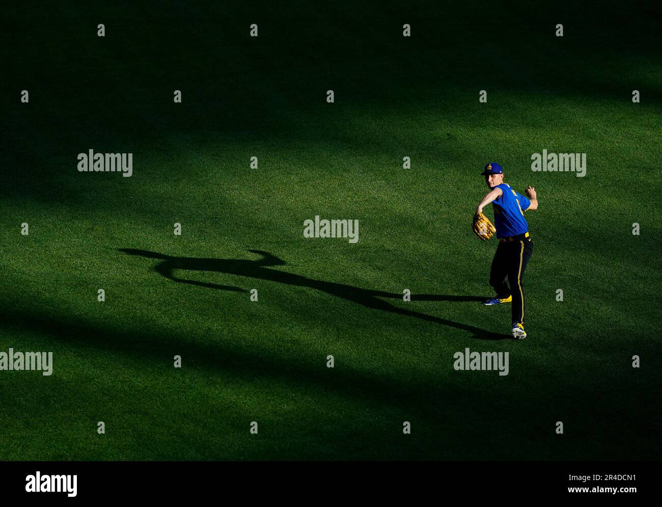 Seattle Mariners starting pitcher George Kirby throws against the  Pittsburgh Pirates in a baseball game, Friday, May 26, 2023, in Seattle.  (AP Photo/Lindsey Wasson Stock Photo - Alamy