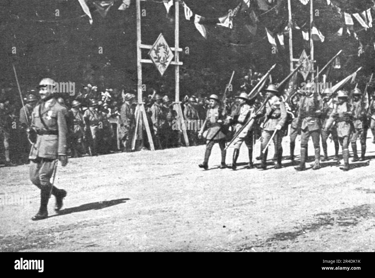 'Le jour de gloire; le detachement portugais', 1919. From &quot;L'Album de la Guerre 1914-1919, Volume 2&quot; [L'Illustration, Paris, 1924]. Stock Photo
