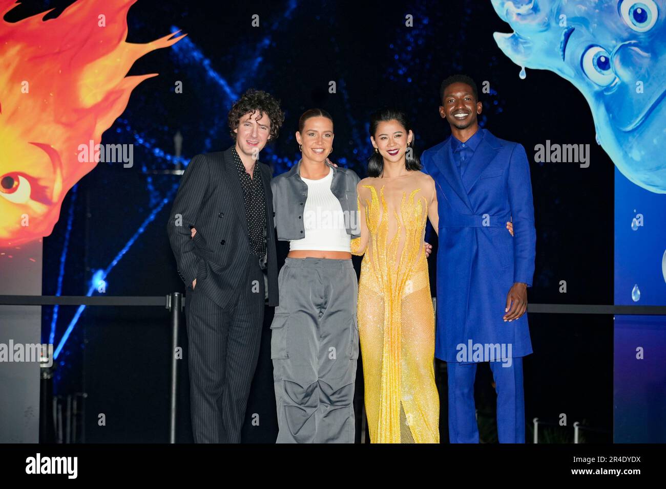 Vincent Lacoste, Adele Exarchopoulos, Leah Lewis und Mamoudou Athie beim Photocall zum Animationsfilm 'Elemental' auf dem Festival de Cannes 2023 / 76. Internationale Filmfestspiele von Cannes am Carlton Beach. Cannes, 26.05.2023 Stock Photo