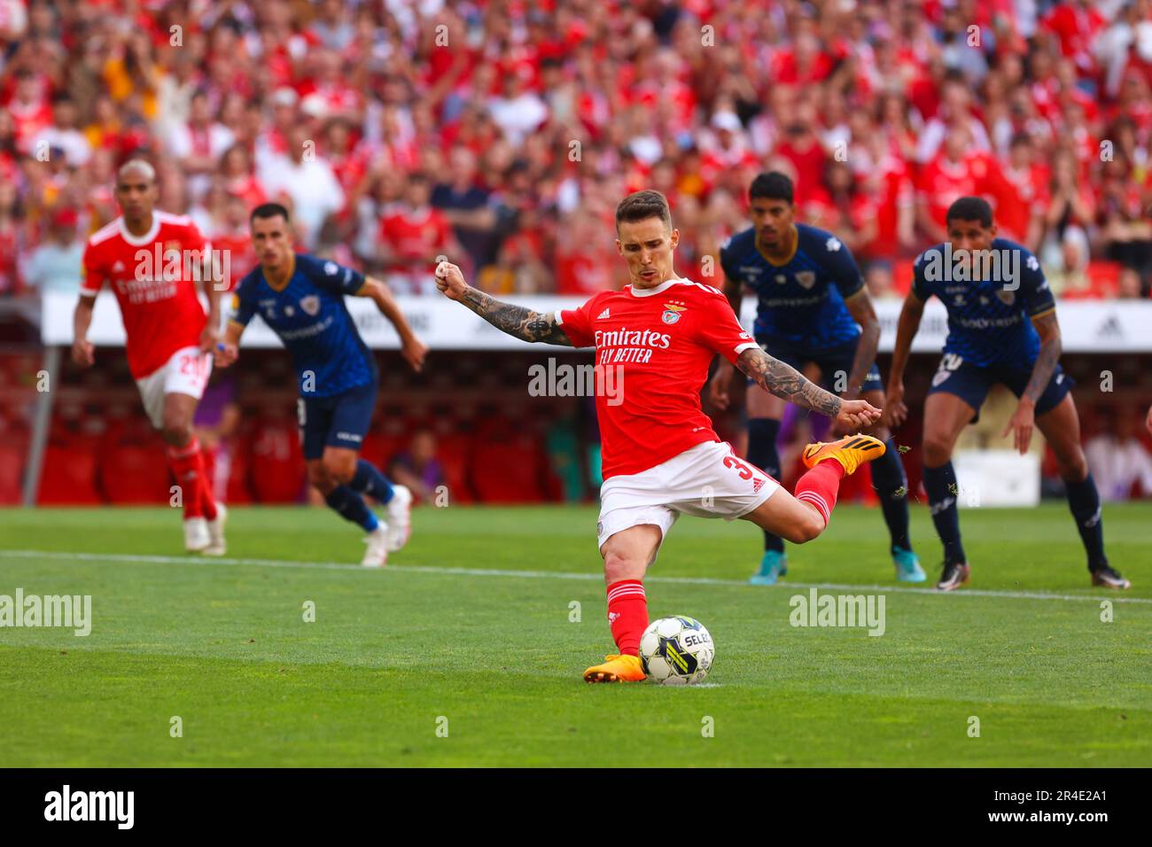 Lisboa, Portugal. 27th May, 2023. Nicolas Otamendi with the Liga