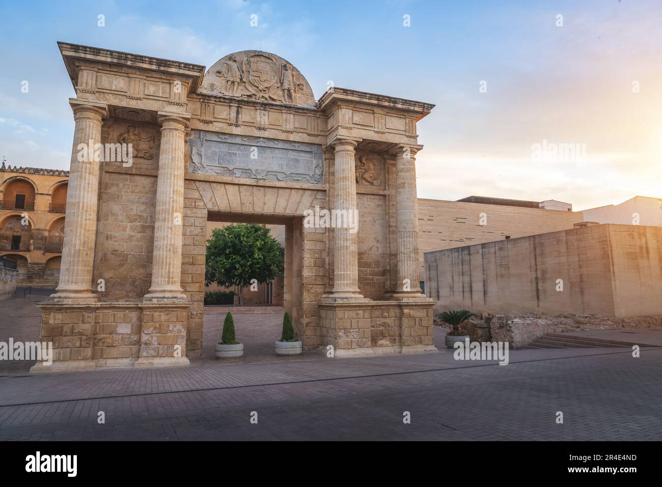 Puerta del Puente (Gate of the Bridge) at sunrise - Cordoba, Andalusia, Spain Stock Photo