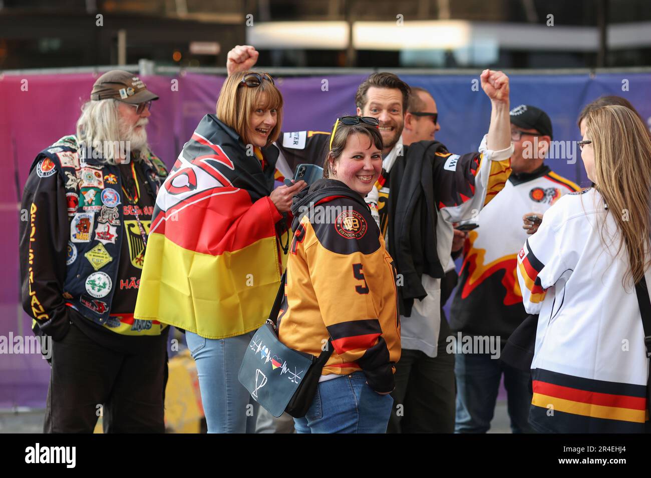 Tampere, Finland. 27th May, 2023. Fans of the German national ice