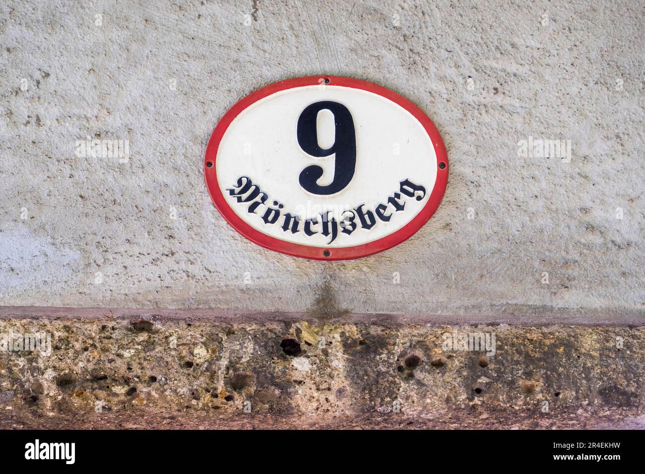 House number Mönchsberg 9 in Salzburg, Austria Stock Photo