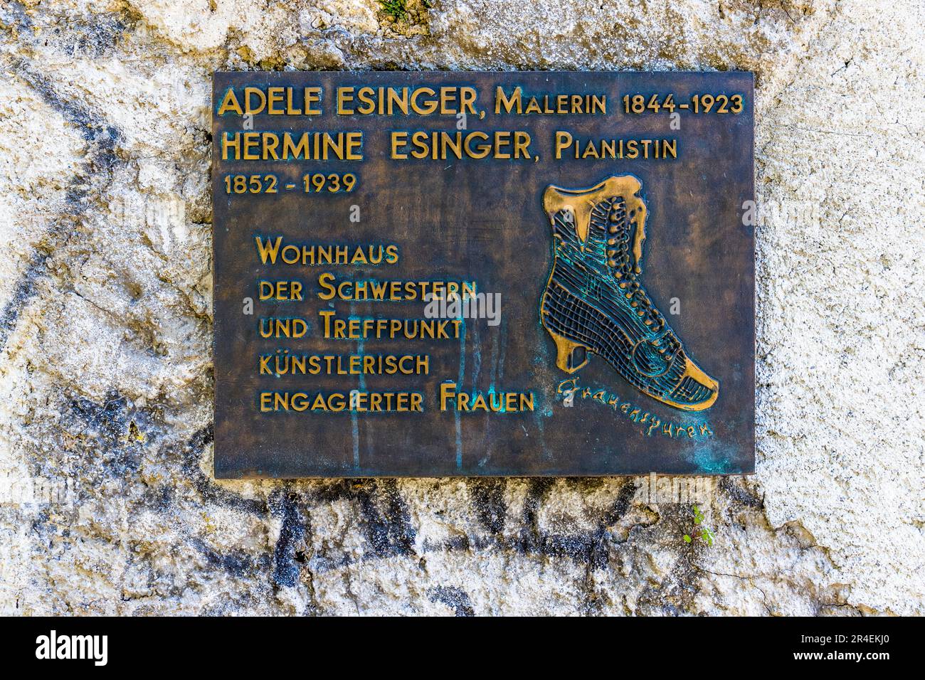 Plaque at the place where the sisters Adele Esinger (painter 1844 - 1923) and Hermine Esinger (pianist 1852 - 1939) lived and worked. Traces of women in Salzburg, Austria Stock Photo