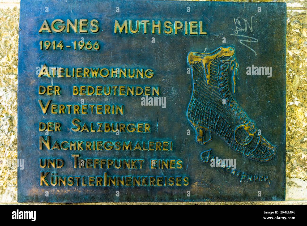 Sign at the place of work of Agnes Muthspiel (1914 - 1966). The studio apartment of the painter was also the meeting place of a circle of artists. Traces of women in Salzburg, Austria Stock Photo