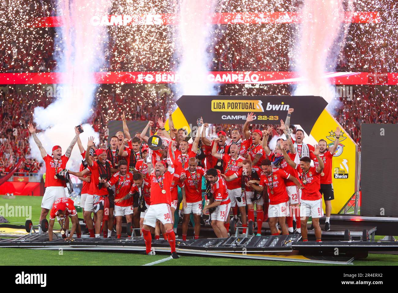 Lisboa, Portugal. 27th May, 2023. SL Benfica players poses with the Liga Portugal Bwin after Winning The Liga Portugal Bwin after during the Liga Portugal Bwin match between SL Benfica and CD Santa Clara at Estadio do Sport Lisboa e Benfica on May 27, 2023 in Lisbon, Portugal. (Valter Gouveia/SPP) Credit: SPP Sport Press Photo. /Alamy Live News Stock Photo